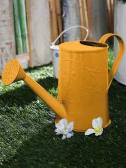 Design Embossed Watercane Yellow